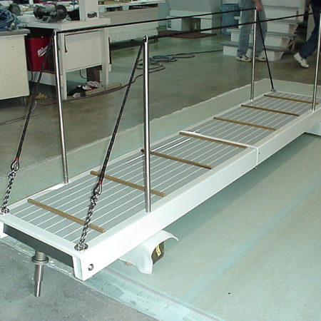 Carbon-Fiber Passarelle
