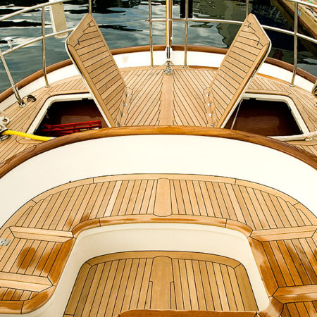 Aft deck cockpit, 98’ “Windcrest”